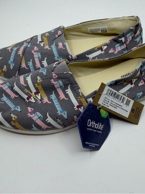 TOMS Dachshund Dog Print Alpargata Slip On Shoes NWT Womens 8.5